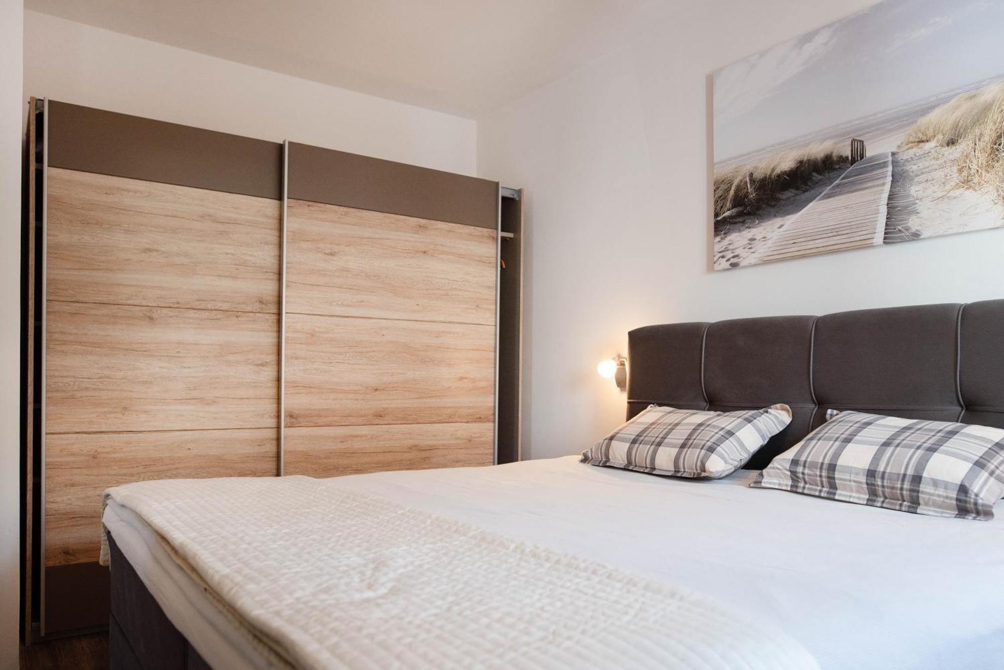Apartments Deak Пореч Екстериор снимка