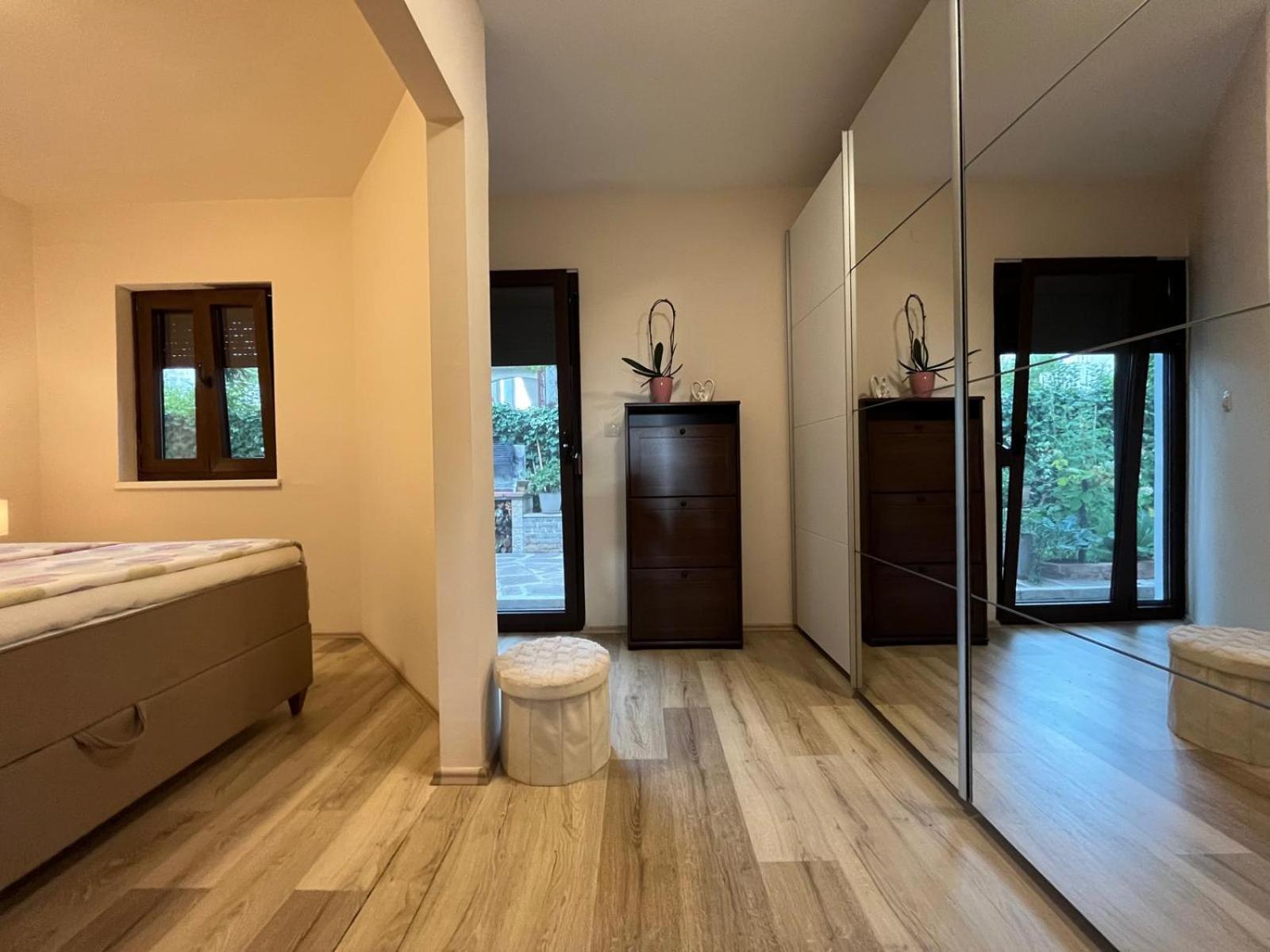 Apartments Deak Пореч Екстериор снимка