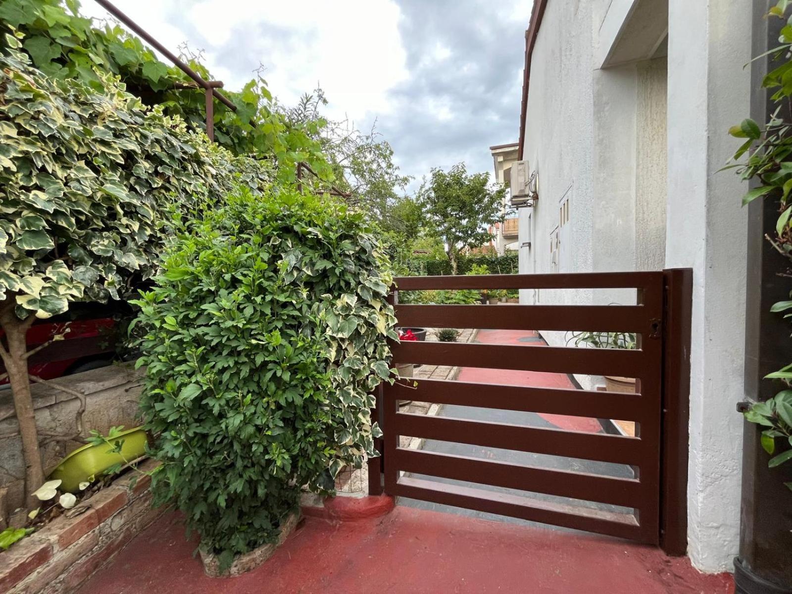 Apartments Deak Пореч Екстериор снимка